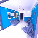 Majestic Suite 2 Icon Lleras Park