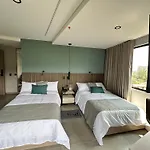 Hotel Living 35 Suites Piso 8 Vip