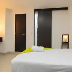 Ed Santo Tomas Laureles Medellin