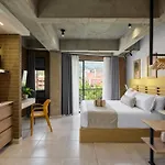 30 Living Suites