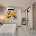 Mohk Boutique By Housy Host