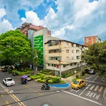Naiot Hotel Boutique
