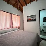 Apartamento Cerca A Estadio Con Balcon Y 5 Habitaciones