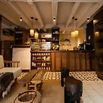 Sui Boutique Hotel