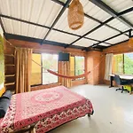 Habitaciones En Casa Ithaca En Floresta - Santa Lucia