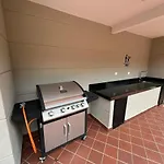 Luxury Apartment Jacuzzi Air Conditioning Fireplace And King Bed