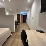 Lujoso Apartamento A Pasos Del Metro De Medellin
