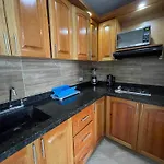 Apartamento nuevo, moderno , elegante y muy bien ubicado , en Medellín laureles