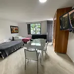 Apartamento nuevo, moderno , elegante y muy bien ubicado , en Medellín laureles