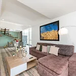 Apartamentos Borbon Suites