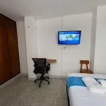 Roomies House By Rincon
