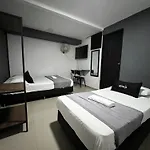 Hotel Laureles Aburra