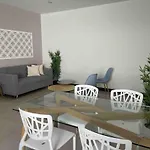 Apartamento Con Balcon Y Hamaca En Zona Rosa Laureles 301