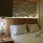 One Apartments Lleras