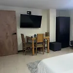 Apartaestudio Laureles 301