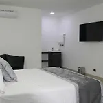 Calle 10 Express Hotel