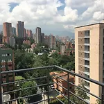 Cyan Suites Poblado By Mde Bnb