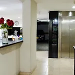 Apartahotel Acropolis