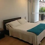 Moderatto Suites