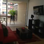 Moderatto Suites