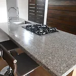 Moderatto Suites