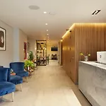 14 Urban Hotel