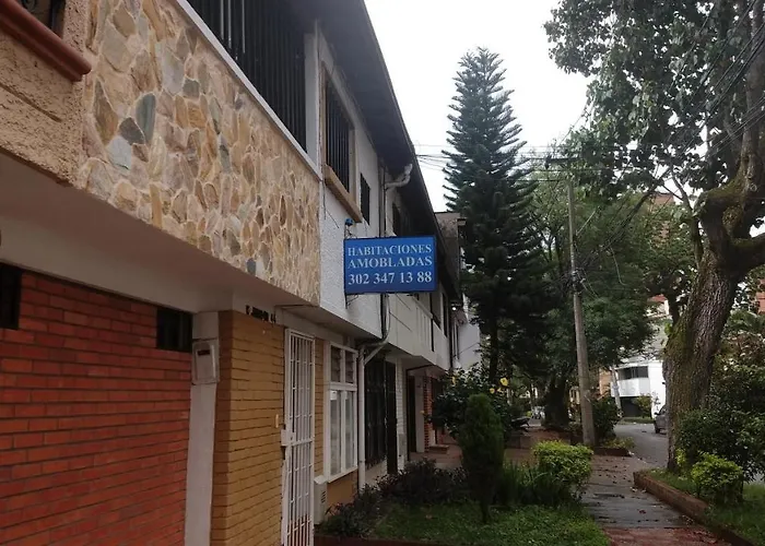 Hospedaje cerca al estadio y la 70