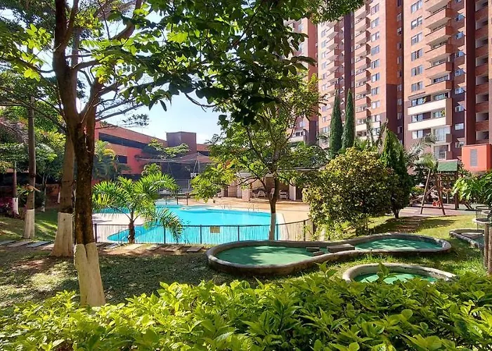 Apartamento en Calasanz con piscina y parqueadero