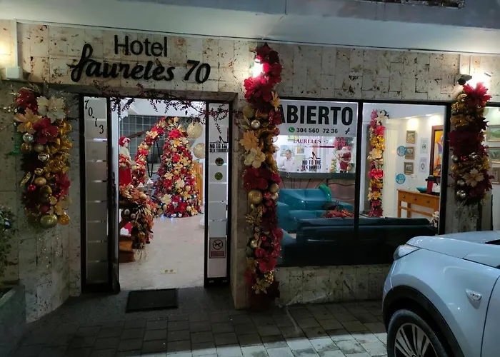 Hotel Laureles 70