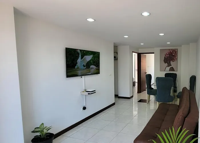 Apartamento remodelado enLaureles 300mbps internet