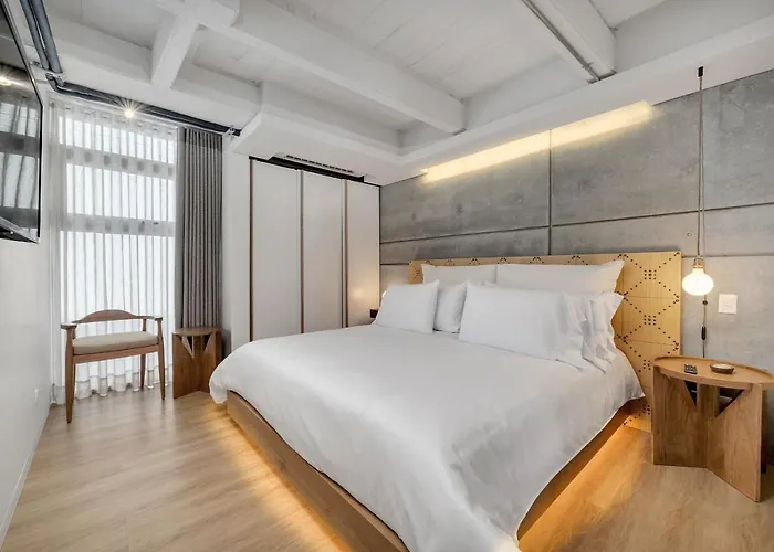 TOPÁ House Apartments by HOUSY HOST