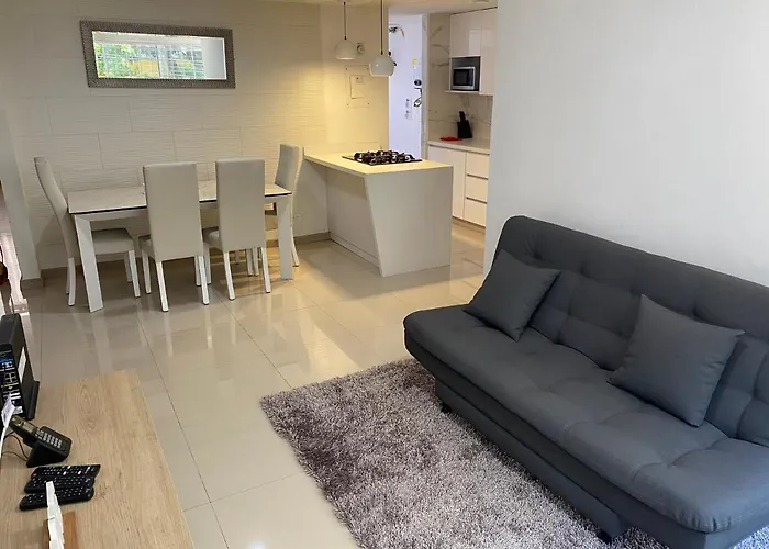 Apartamento De 130 Mts En Laureles Estadio