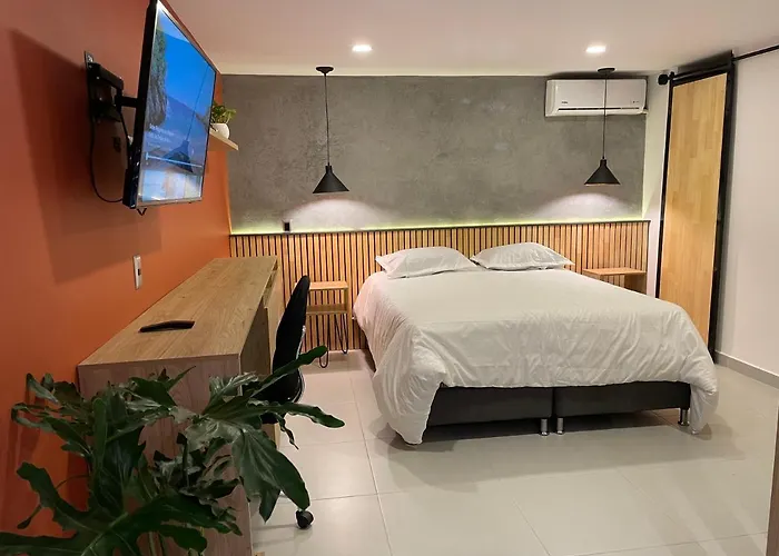 Agradable Y Moderno Aparta Estudio Con Aire Acondicionado