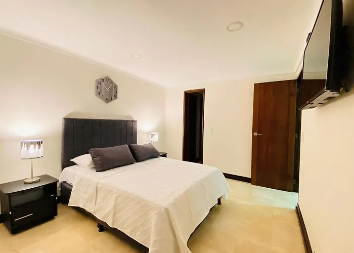 Apartamento Moderno Sector Exclusivo De Medellin Colombia