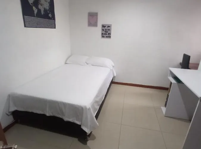 Habitacion Privada Sector Pilarica-Avenida 80