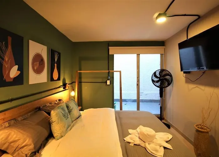 Apartamento Privado Con Patio Interno One103 By Roots Rentals