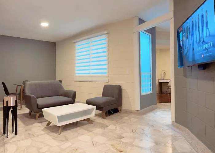 Apto Mejor Zona De Laureles 2 Habitaciones Mas Estudio