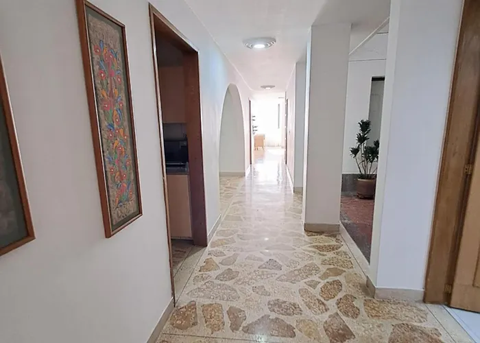 Apartamento En Los Colores Estadio 201-401-501