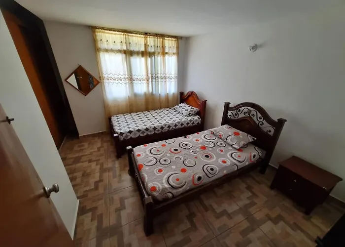 Casa Familiar