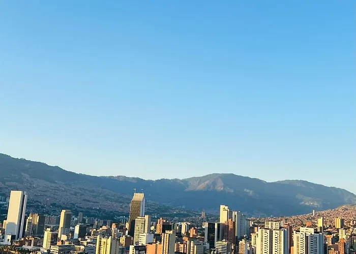 Apartamento Central Con Balcon