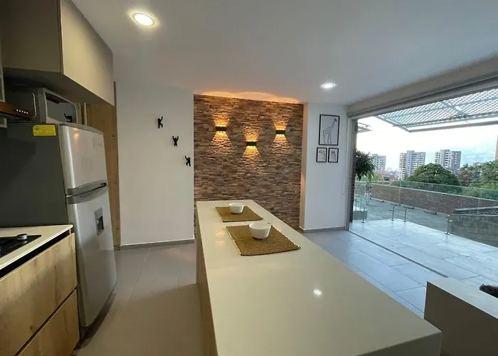 Prime Location Apartaloft Close To El Tesoro Mall