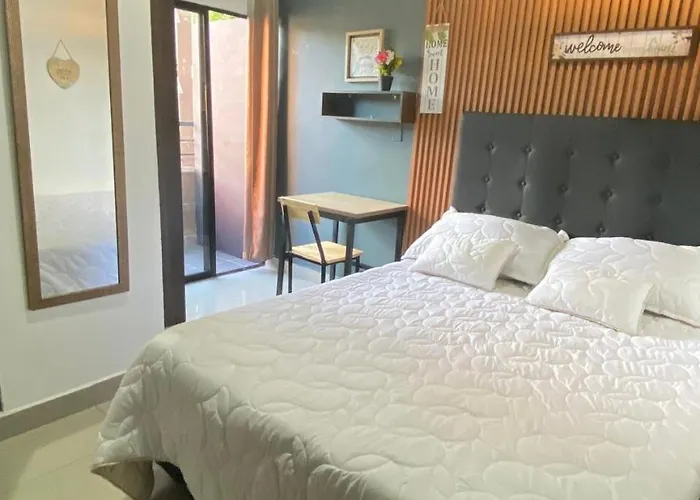 31 Bello Apartamento Con Balcon En Laureles Estadio