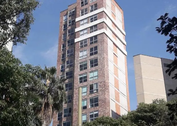 San Peter Aparta Suite En La 70 Laureles