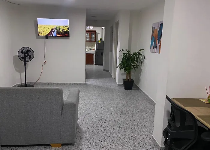Comoda Casa En Medellin