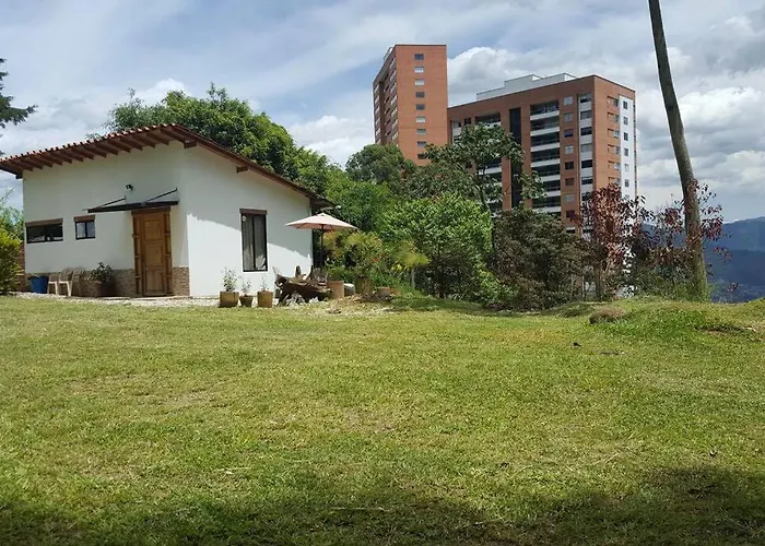 Eco-Loft Con Terraza Cerca Del Tesoro - Poblado - Medellin