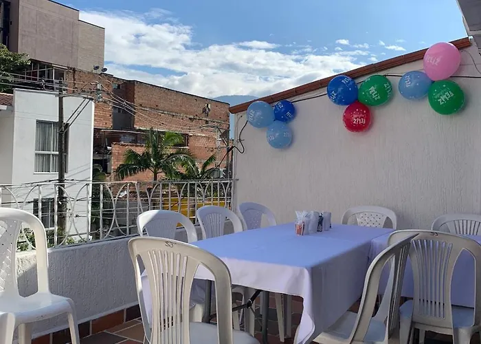 Hostal Casablanca, Laureles Estadio