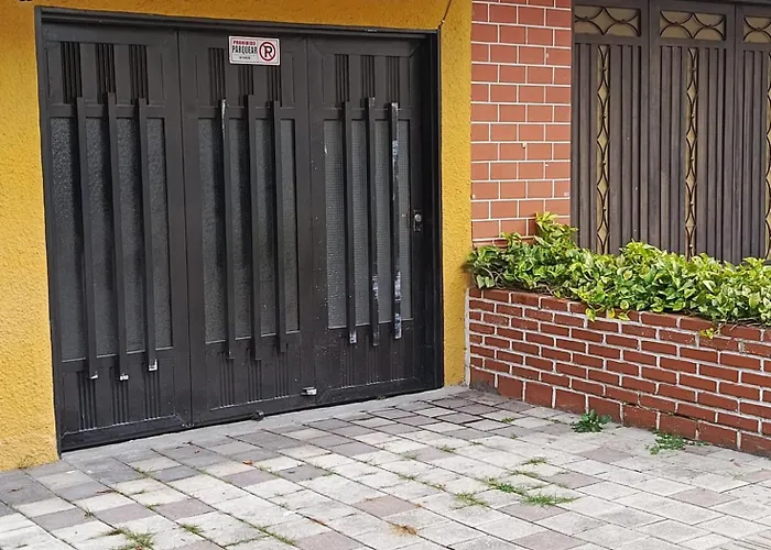 Apto Edificio Amarillo 302