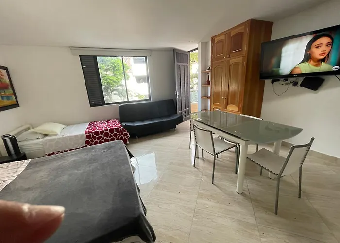 Apartamento nuevo, moderno , elegante y muy bien ubicado , en Medellín laureles