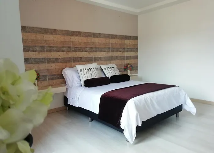 Apartasuite Laureles Cmc