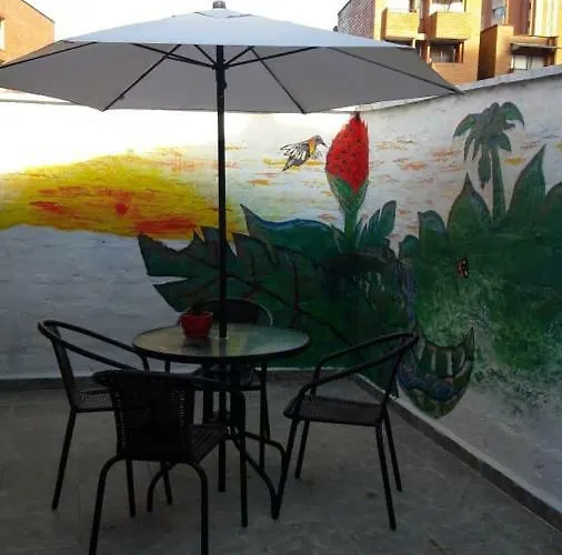 Guest House The Laureles